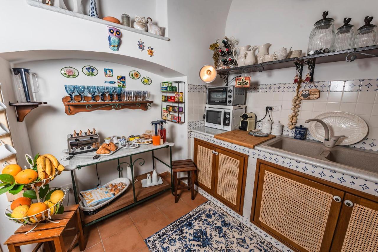 La Casa Degli Angeli Bed and Breakfast Salerno Eksteriør billede