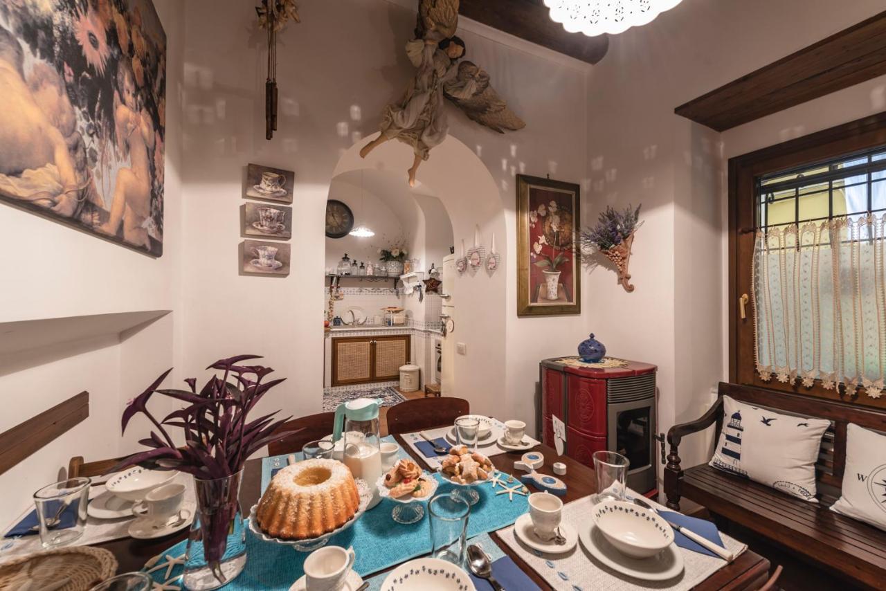 La Casa Degli Angeli Bed and Breakfast Salerno Eksteriør billede