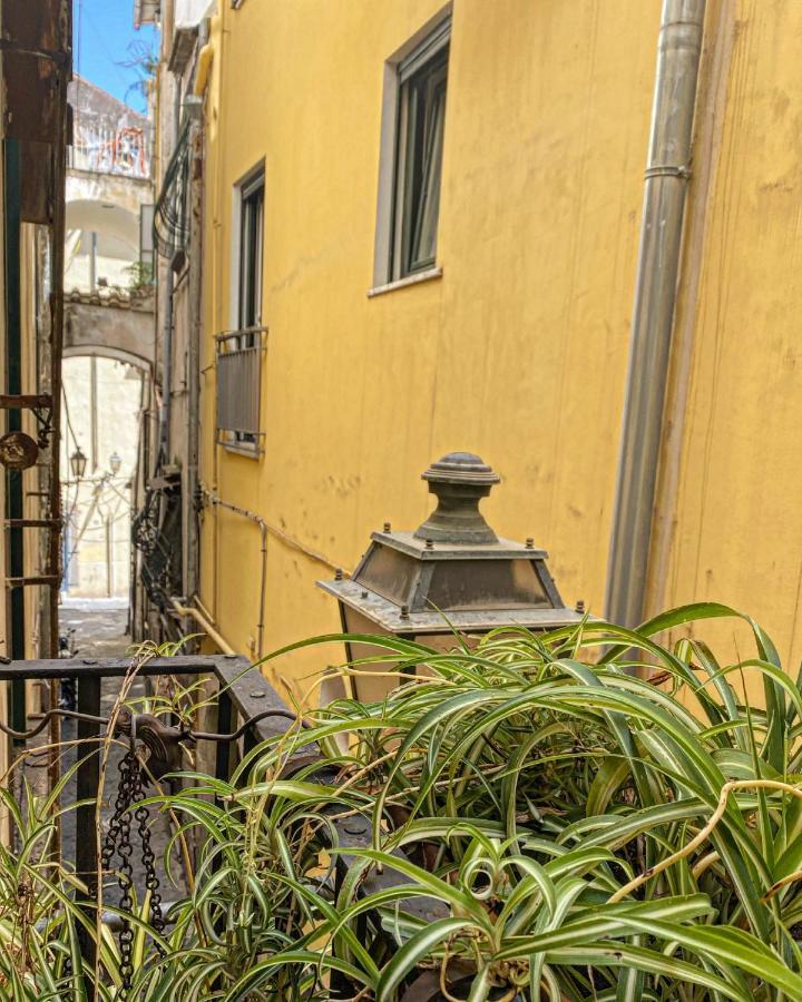 La Casa Degli Angeli Bed and Breakfast Salerno Eksteriør billede