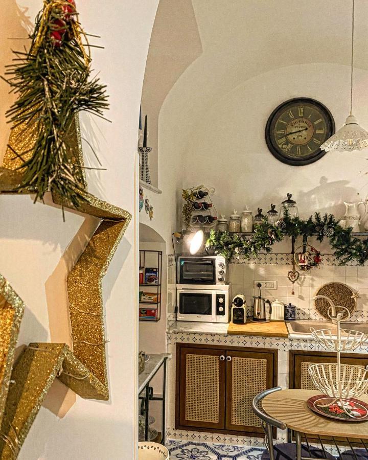 La Casa Degli Angeli Bed and Breakfast Salerno Eksteriør billede